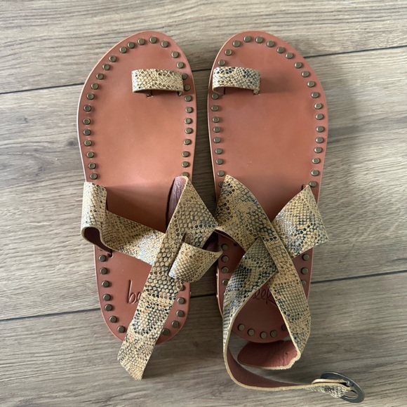 Beek Sandals - Picture 6 of 7